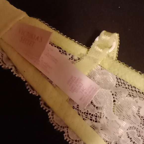 - VS Demi Bra Bundle - Picture 7 of 9